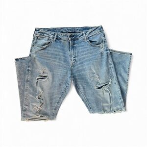 American Eagle Outfitters Light Blue Relaxed Airflex Jeans